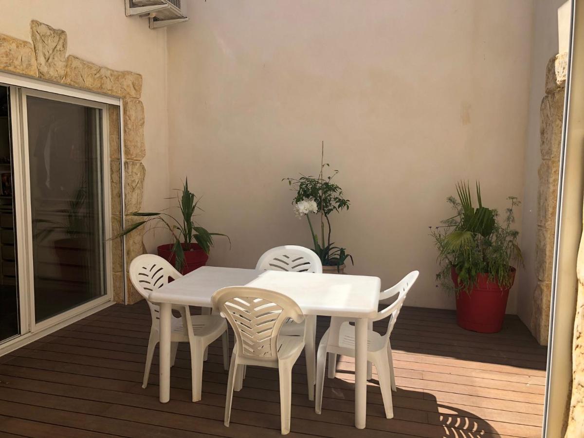 Maison De Village Avec Patio Bessan Exterior foto